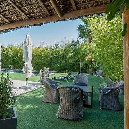 Magnificent Modern With Pool, Close To The Sea