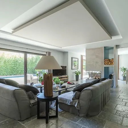 Magnificent Modern With Pool, Close To The Sea Villa