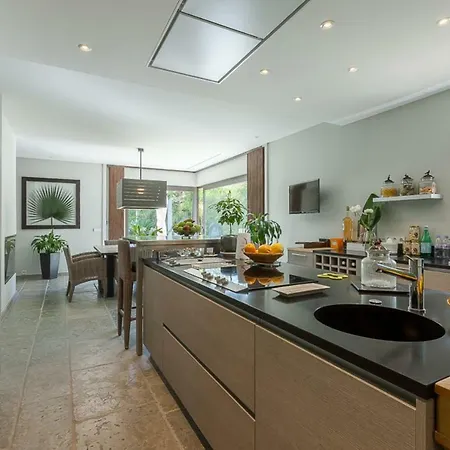 Magnificent Modern With Pool, Close To The Sea * Juan-les-Pins